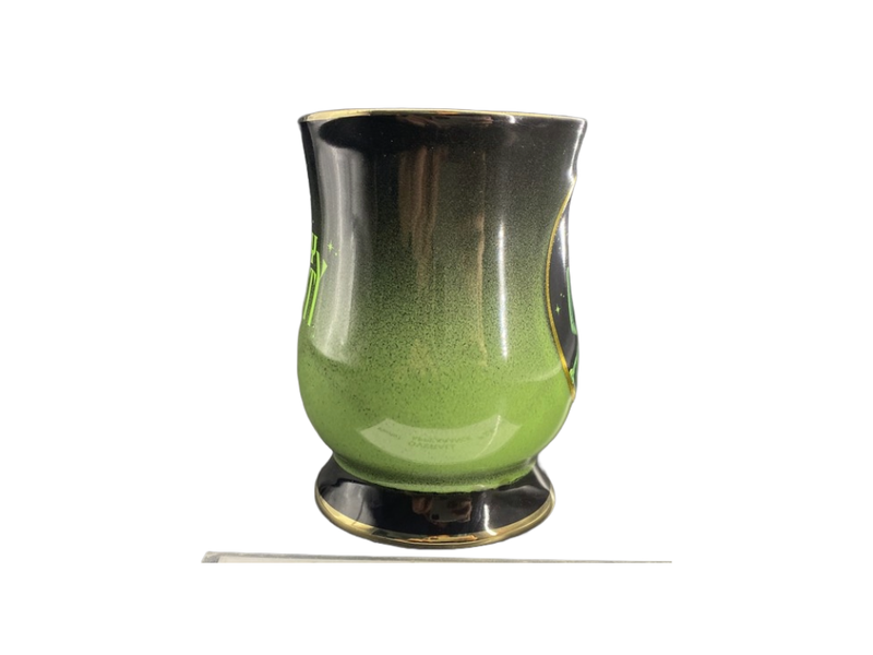 Chargez l'image dans la visionneuse de la galerie, Disney Wicked - Characters Embossed Foil 17.5oz Footed Ceramic Mug
