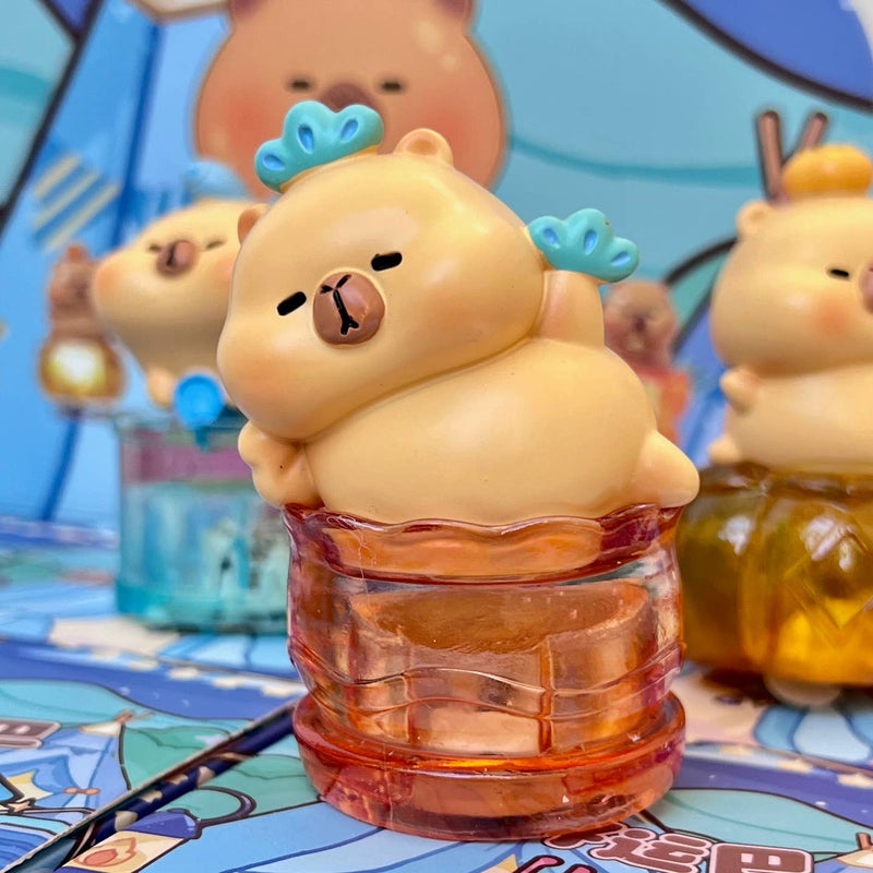 Chargez l&#39;image dans la visionneuse de la galerie, Capybara Light Up Jewel 1pc Figure Blind Box

