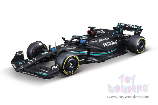 Toy Wonders Bburago Formula Racing - Mercedes AMG Petronas George Russell with Driver Formula One F1 2023 1/24 scale Figure