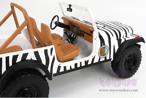 Load image into Gallery viewer, Toy Wonders Greenlight - Artisan Ace Ventura Jeep® CJ-7 - When Nature Calls 1976 1/18 Scale Diecast Model Car
