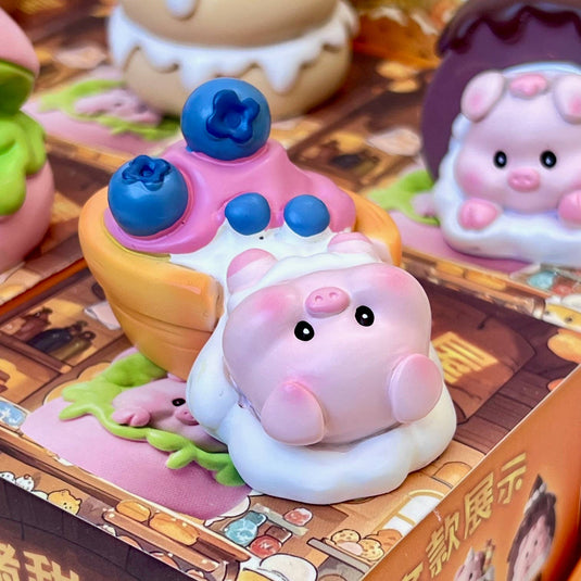 Desert Piggy 1pc Figure Blind Box
