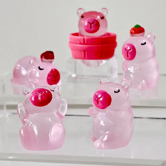 BC mini Capybara - 1pc Miniature Figurines