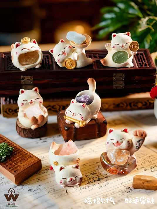 BCmini Maneki Lucky Cat Crystal Blind Box