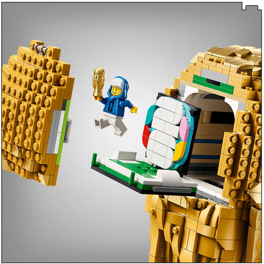 Lego FIFA - World Cup Official Trophy Figure