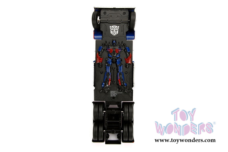Cargue la imagen en el visor de la galería, Toy Wonders Hollywood Rides Transformers - Optimus Prime 1/24 Die Cast Vehicle
