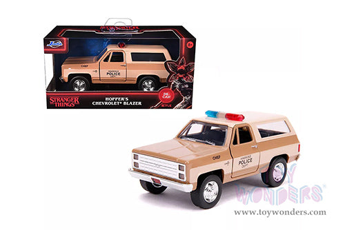 Hollywood Rides Stranger Things - 1980 Hopper's Chevrolet Blazer Hawkins Police Dept 1/32 Die-Cast Toy Car