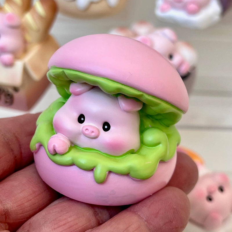 Chargez l&#39;image dans la visionneuse de la galerie, Desert Piggy 1pc Figure Blind Box
