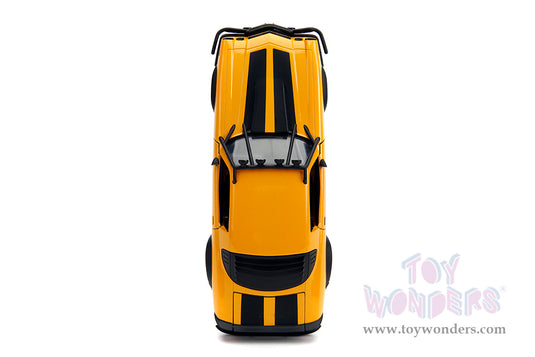 Toy Wonders Hollywood Rides Transformers 7 - 1977 Chevrolet® Camaro® Bumblebee with Transformers Diecast Statue 1/24 Die Cast Vehicle