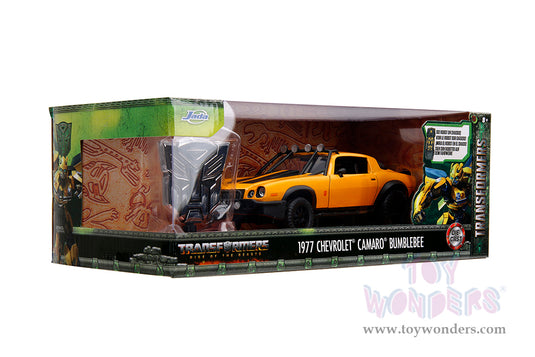 Toy Wonders Hollywood Rides Transformers 7 - 1977 Chevrolet® Camaro® Bumblebee with Transformers Diecast Statue 1/24 Die Cast Vehicle