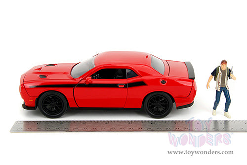 Hollywood Rides: Dodge Challenger SRT with Glenn The Walking Dead Diecast Jada Toys Figure