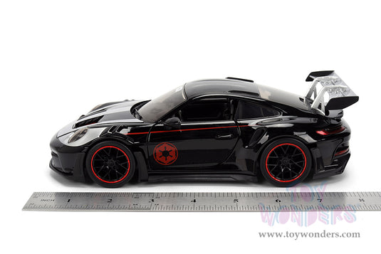 Hollywood Rides Star Wars - Porsche 911 GT3 RS (992) with Darth Vader Figure Jada Toys