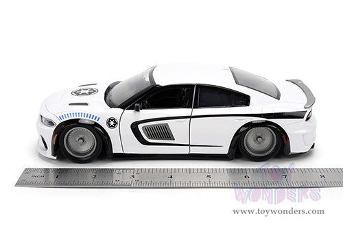 Cargue la imagen en el visor de la galería, Hollywood Rides Star Wars - Dodge Charger SRT Hellcat with Stormtrooper™ Figure Jada Toys

