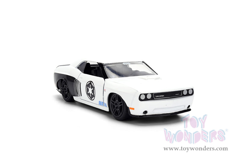 Load image into Gallery viewer, Hollywood Rides Star Wars - Dodge Charger SRT8 Stormtrooper Figure Jada Toys
