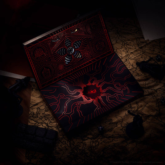 Stranger Things - Characters Playing Cards