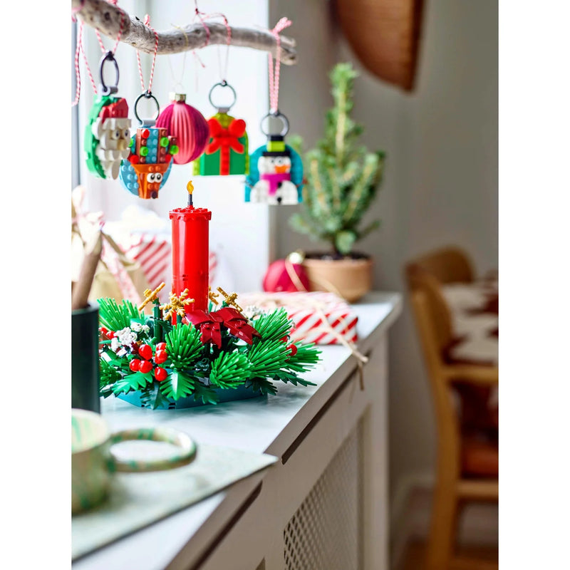 Cargue la imagen en el visor de la galería, Lego: Christmas Table Decoration Figure
