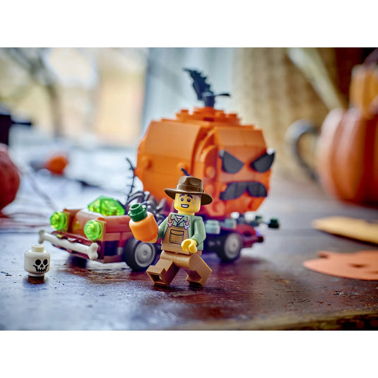 Lego: Jack-O'-Lantern - Pickup Truck Building Figure