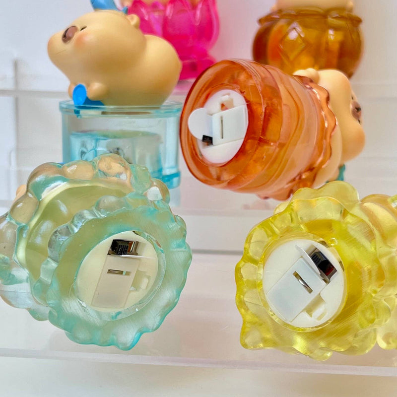 Chargez l&#39;image dans la visionneuse de la galerie, Capybara Light Up Jewel 1pc Figure Blind Box
