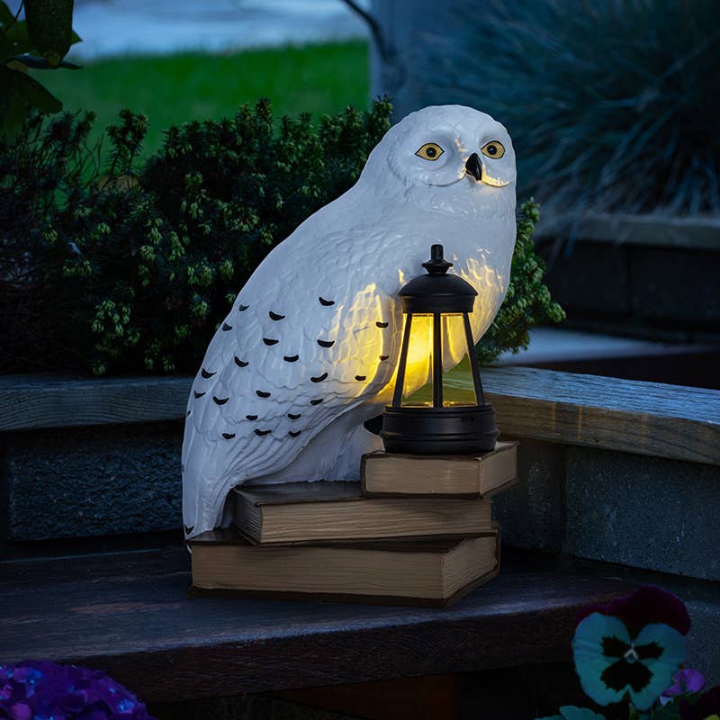 Load image into Gallery viewer, Paladone Harry Potter - Hedwig Gnome Light
