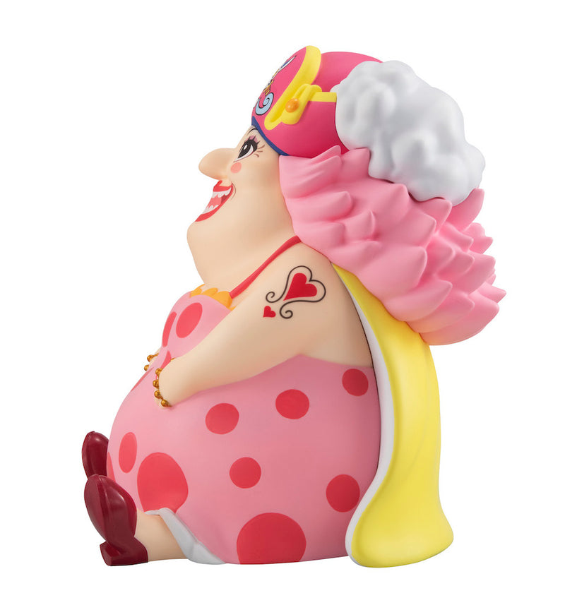 Load image into Gallery viewer, Ultra Tokyo One Piece - Lookup Figure
