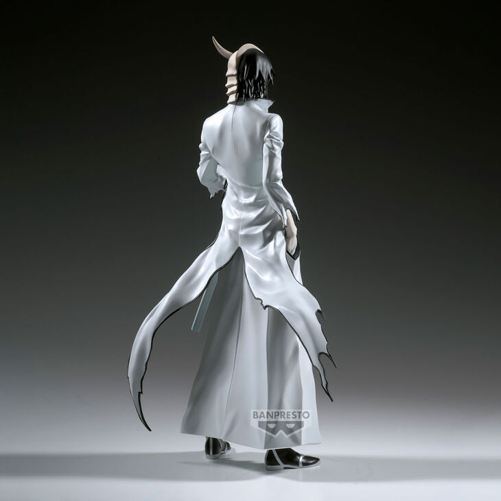 Cargue la imagen en el visor de la galería, Banpresto Bleach - Maximatic Ulquiorra Shifar Figure
