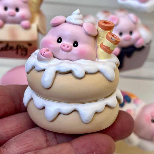 Desert Piggy 1pc Figure Blind Box