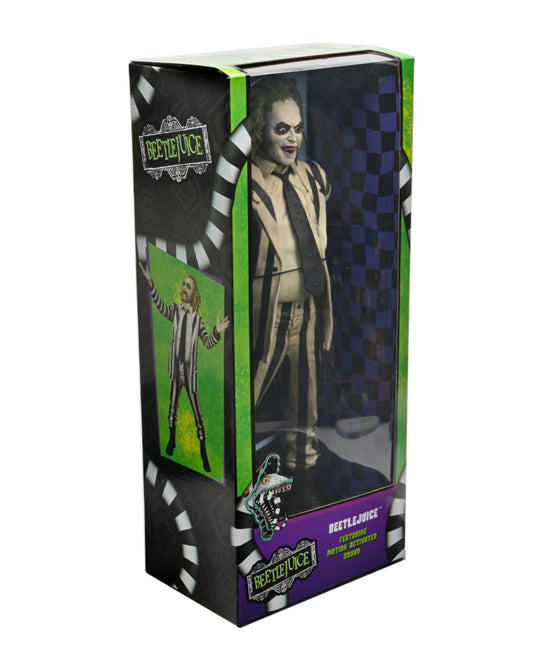 Neca Beetlejuice 1988 - Striped Suit Beetlejuice 1/4 Scale Figure