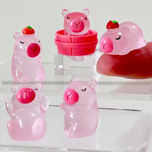 BC mini Capybara - 1pc Miniature Figurines