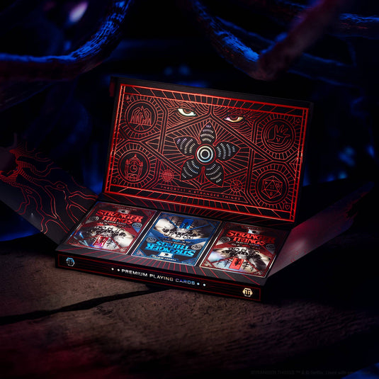 Stranger Things - Characters Playing Cards