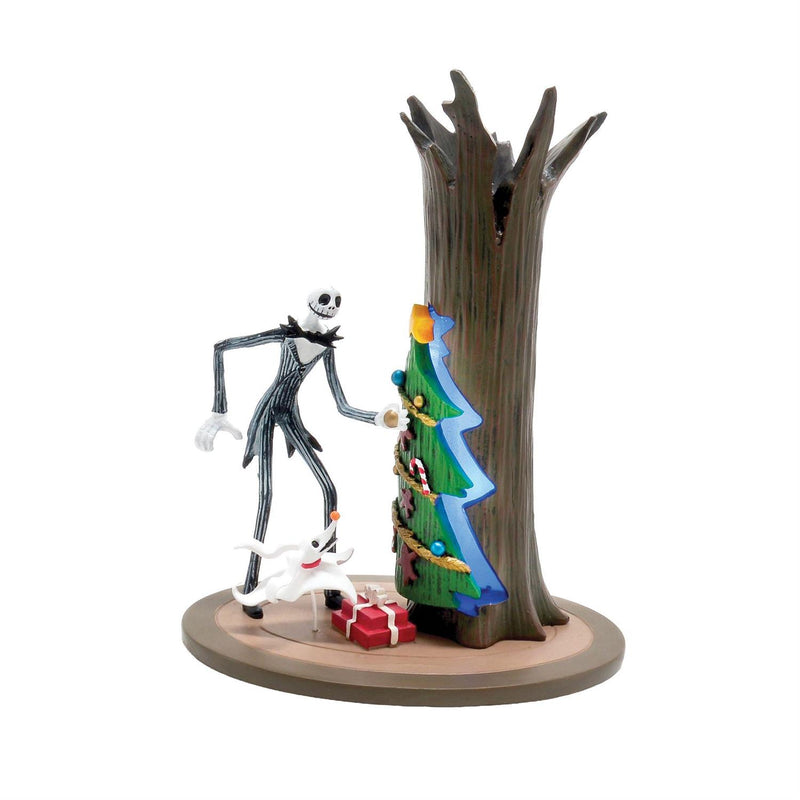 Chargez l'image dans la visionneuse de la galerie, Enesco Disney The Nightmare Before Christmas - Jack Discovers Christmas Town Figure
