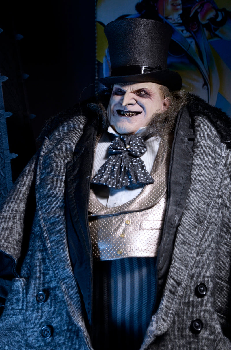 Load image into Gallery viewer, DC Comics: Batman Returns Mayoral - Penguin - Danny DeVito 1:4 Scale Action Figure
