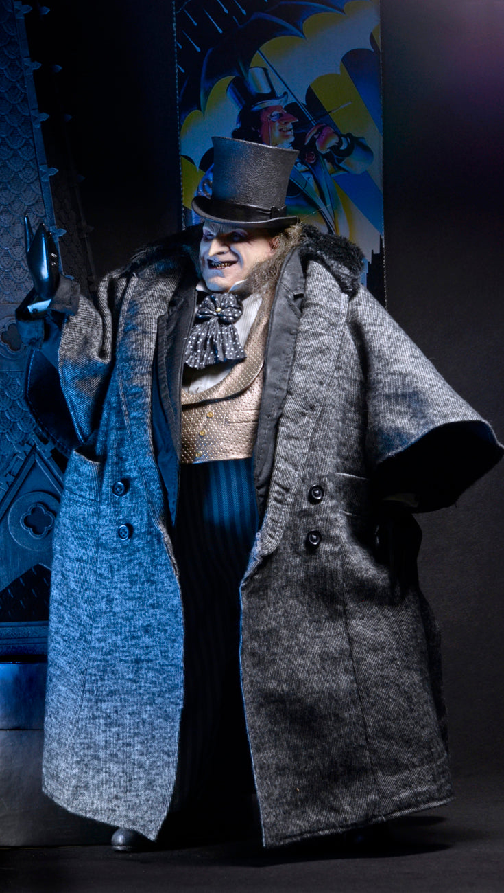 Load image into Gallery viewer, DC Comics: Batman Returns Mayoral - Penguin - Danny DeVito 1:4 Scale Action Figure
