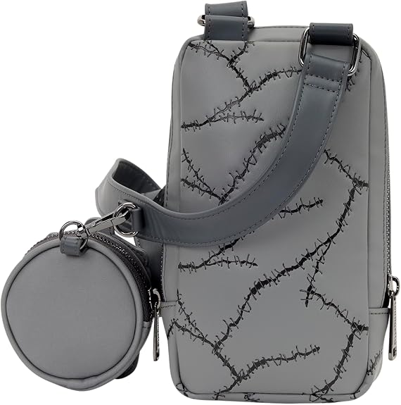 Cargue la imagen en el visor de la galería, Longuefly Universal Monsters - Frankenstein Sling Bag
