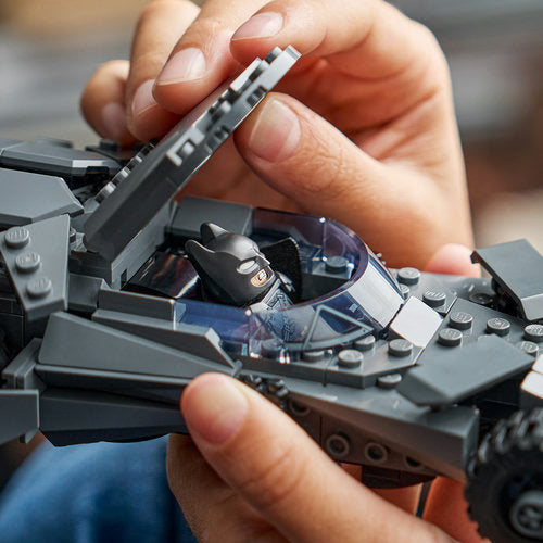 Load image into Gallery viewer, Lego DC Comics - Batman v Superman Batmobile Figure
