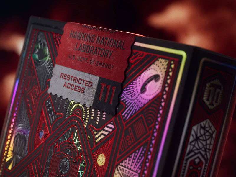 Cargue la imagen en el visor de la galería, Stranger Things - Characters Playing Cards
