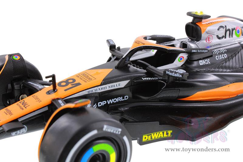 Cargue la imagen en el visor de la galería, Toy Wonders Collectibles McLaren MCL60 - "British GP" Formula One F1 2023 1/24 scale 1Pc Figure
