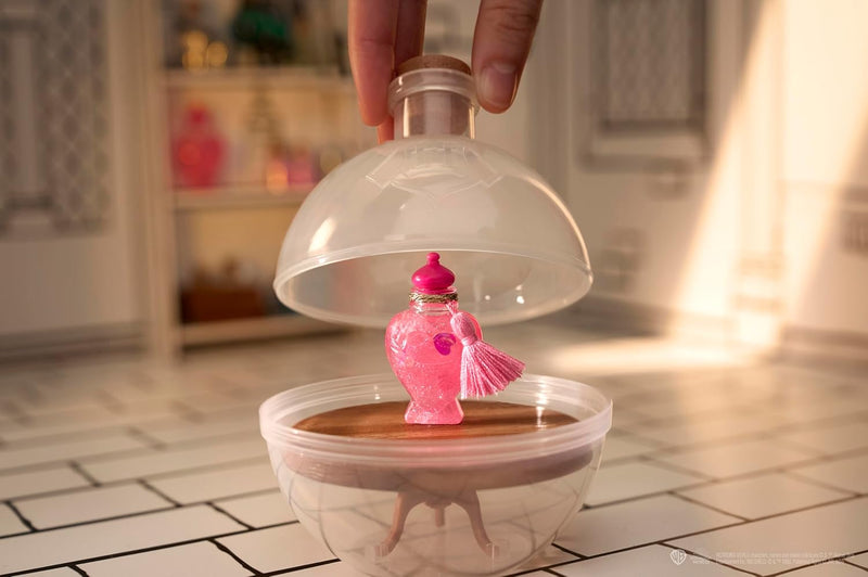 Cargue la imagen en el visor de la galería, Miniverse Make It Mini Potions Harry Potter 1pc Mini Collectibles Figure
