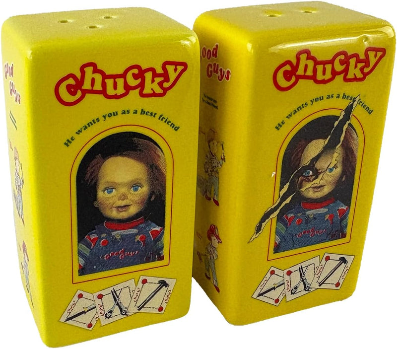 Cargue la imagen en el visor de la galería, Surreal Entertainment Chucky Good Guys Box Salt &amp; Pepper Shakers Set
