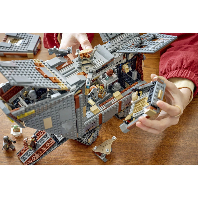 Cargue la imagen en el visor de la galería, Lego Star Wars - Offworld Sandcrawler™ and Mudhorn Building Toy Figure
