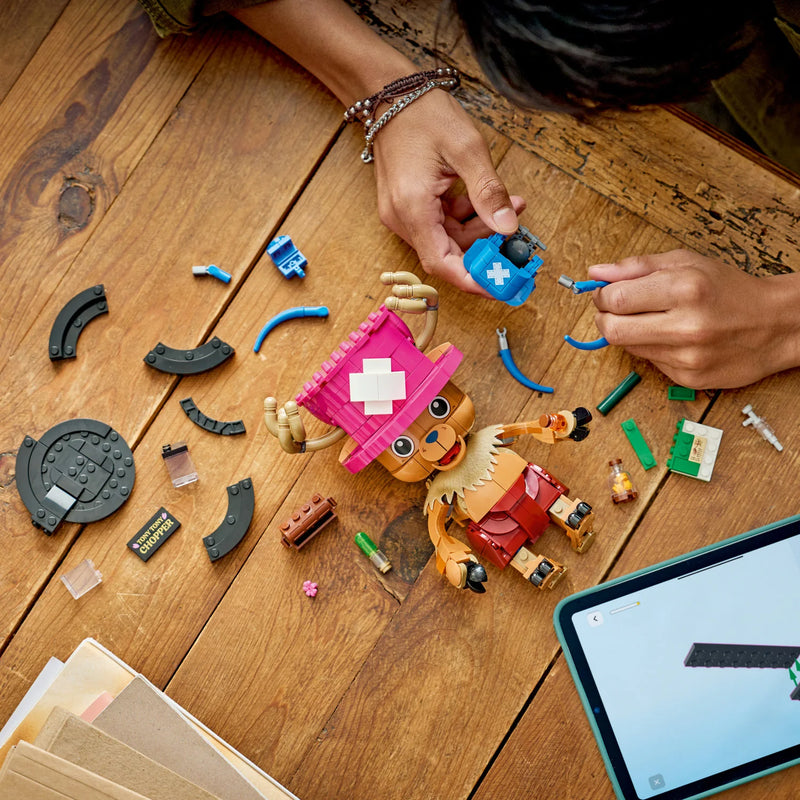 Load image into Gallery viewer, Lego: One Piece - Tony Tony Chopper Building Figure
