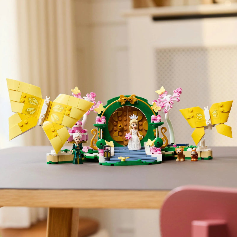 Chargez l&#39;image dans la visionneuse de la galerie, Lego: Wicked - Glinda&#39;s Wedding Day Figure
