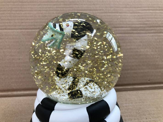 Beetlejuice Sandworm 100mm Snow Globe