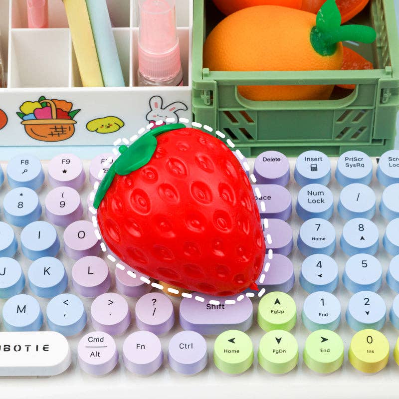 Cargue la imagen en el visor de la galería, Strawberry Shaped Sensory Toy
