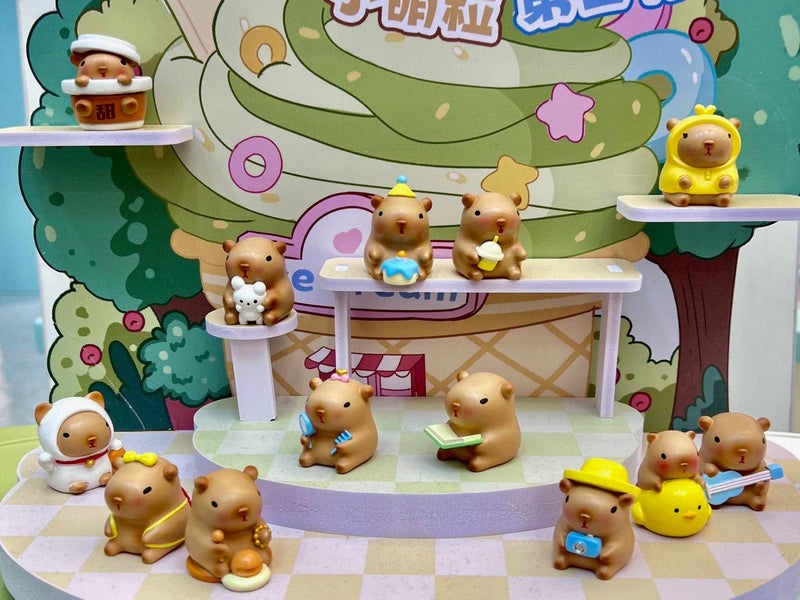 Load image into Gallery viewer, Capybara Miniatures Vol.1  Figurine 1pc Blind Box
