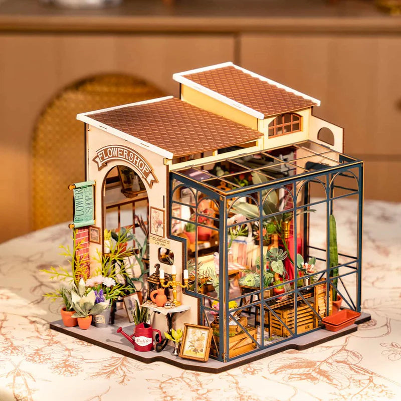 Cargue la imagen en el visor de la galería, Robotime Rolife - Emily&#39;s Flower Shop House DIY Miniature House Figure
