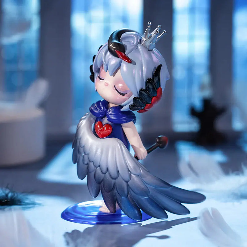 Load image into Gallery viewer, Robotime Rolife - Suri&#39;s Mystery Castle Surprise 1pc Figure Dolls
