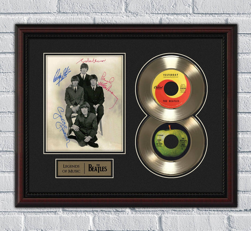 Chargez l'image dans la visionneuse de la galerie, Beatles Framed 45 Record w/ Reproduction Signatures Gold Record Display

