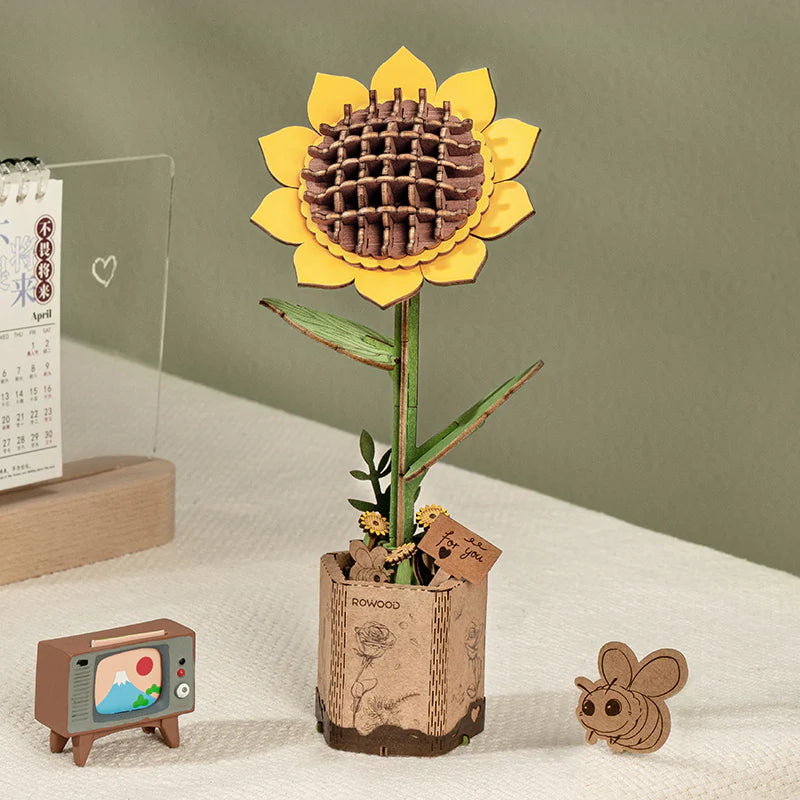 Load image into Gallery viewer, Robotime Rowood - DIY Wooden Flower Bouquet 3D Wooden Puzzle Figure
