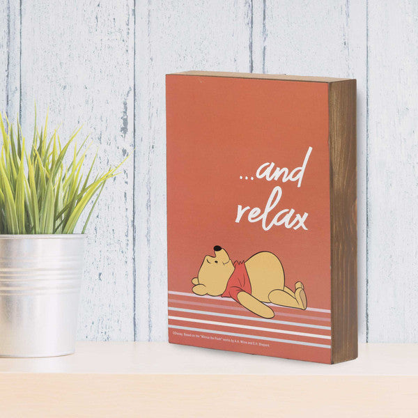 Chargez l&#39;image dans la visionneuse de la galerie, Open Road Brands Disney: Winnie the Pooh - Relax Striped Wood Wall Decor
