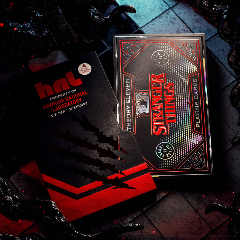 Cargue la imagen en el visor de la galería, Stranger Things - Characters Playing Cards
