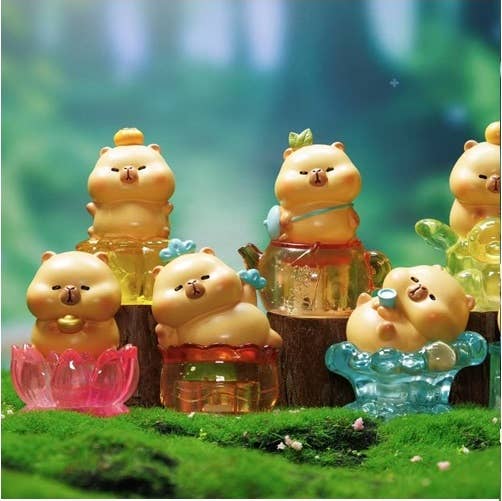 Chargez l&#39;image dans la visionneuse de la galerie, Capybara Light Up Jewel 1pc Figure Blind Box

